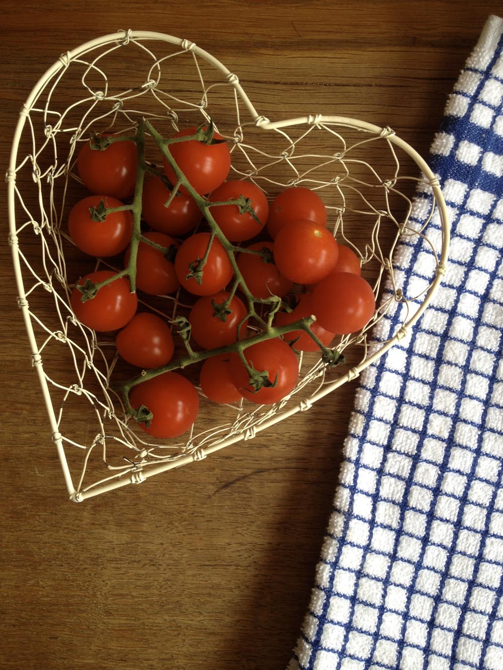 cherry tomatoes in a heart